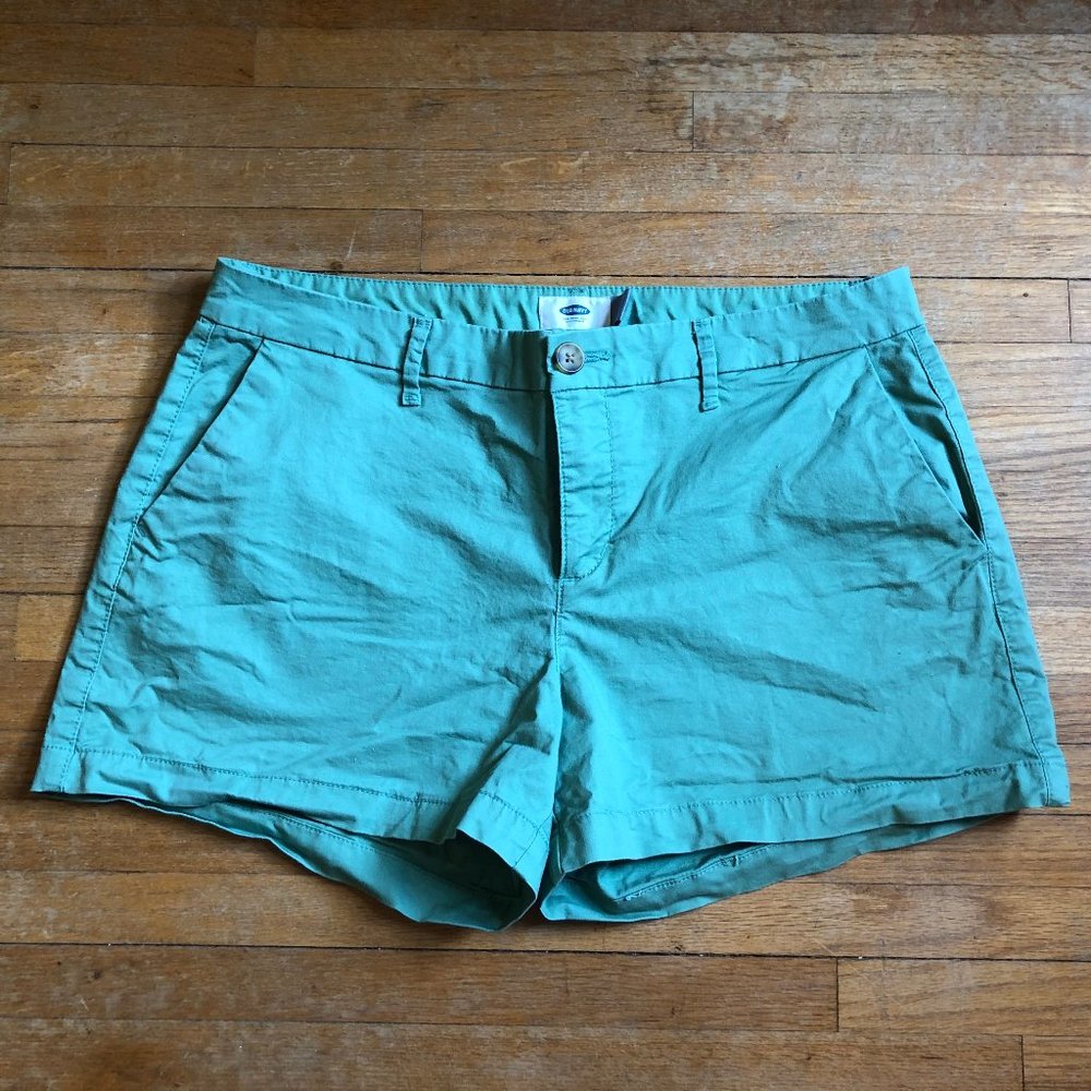 Green Mid-Rise Shorts- Size 8